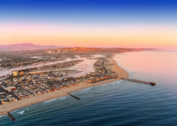 Newport Beach House 1 Block From The Beach Free Pickleball Courts And 5 Beach Cruisers