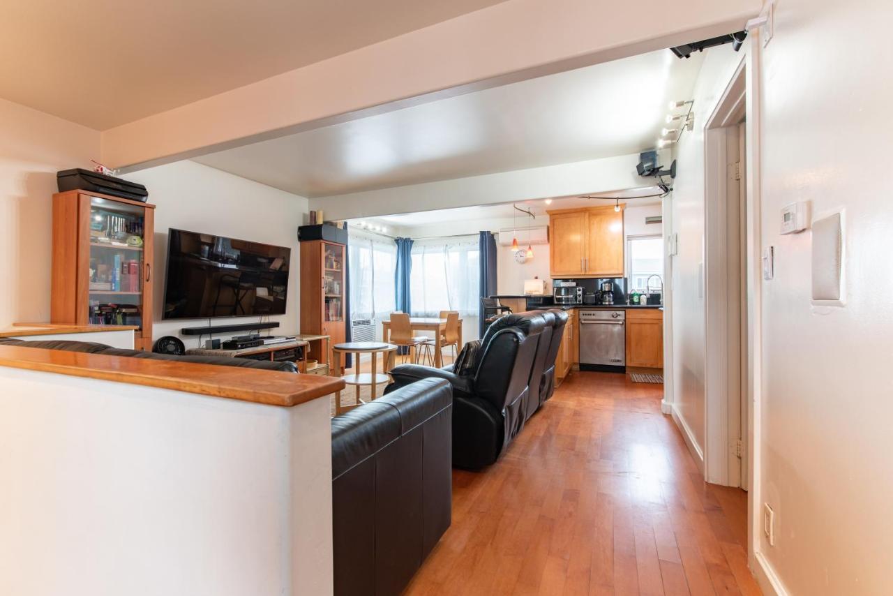 Holiday home Newport House 1 Block From The Free Pickleball Courts And 5 Cruisers Newport Beach