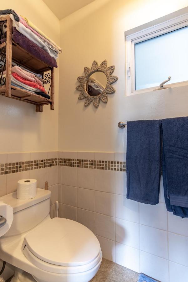 Newport House 1 Block From The Free Pickleball Courts And 5 Cruisers Newport Beach
