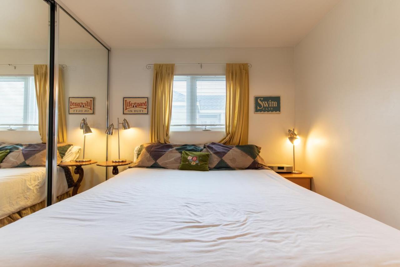 Holiday home Newport House 1 Block From The Free Pickleball Courts And 5 Cruisers