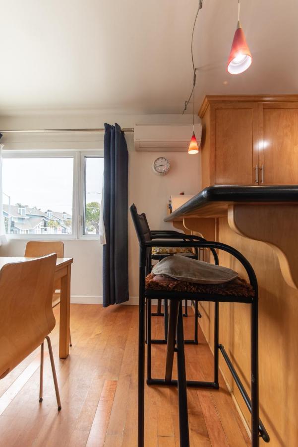 Holiday home Newport House 1 Block From The Free Pickleball Courts And 5 Cruisers