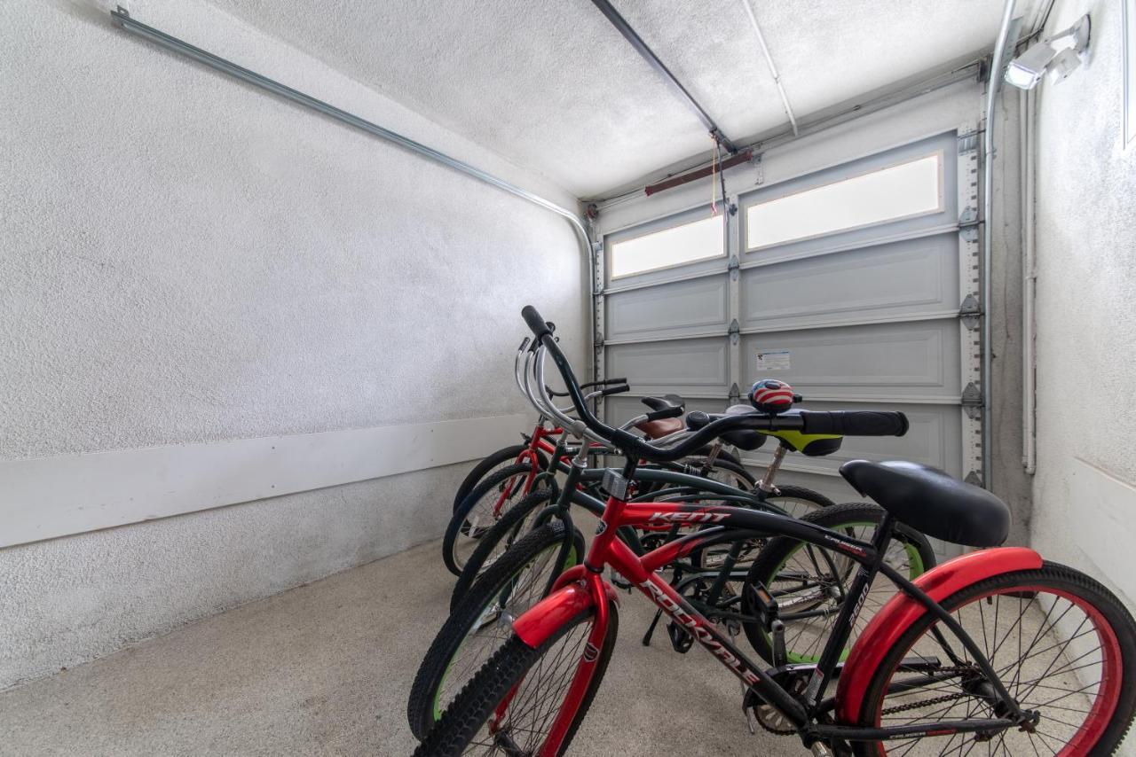 Holiday home Newport House 1 Block From The Free Pickleball Courts And 5 Cruisers *
