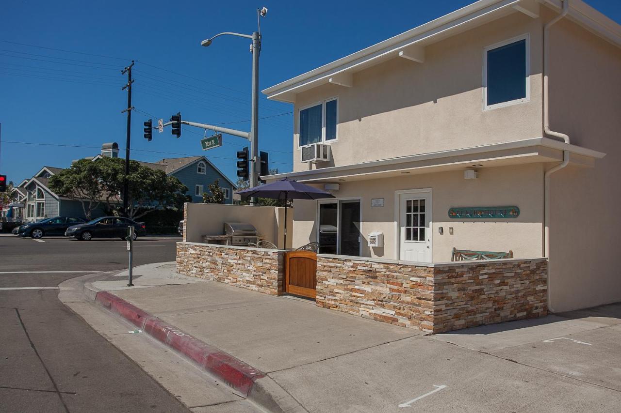 Newport House 1 Block From The Free Pickleball Courts And 5 Cruisers Holiday home
