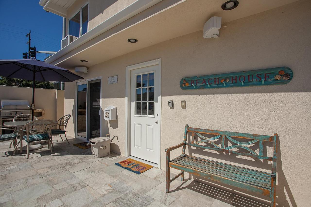 Holiday home Newport House 1 Block From The Free Pickleball Courts And 5 Cruisers Newport Beach